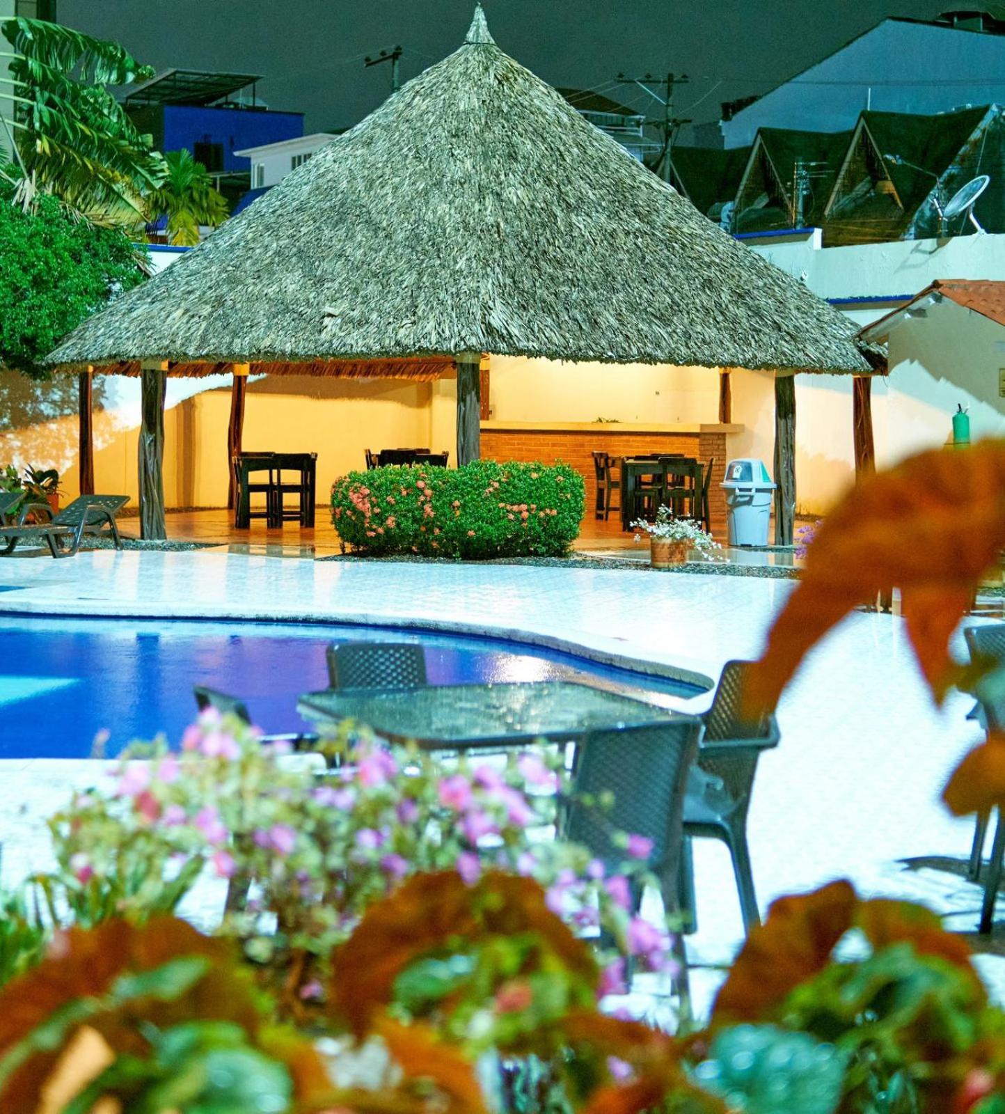 Hotel Maria Gloria Villavicencio Luaran gambar